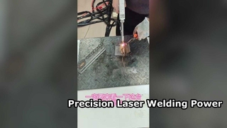 Démonstration du fonctionnement d'une machine à souder au laser